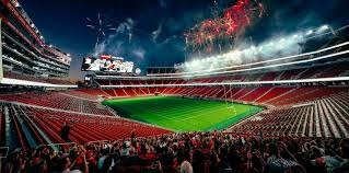 拜仁12轮不败领跑，曼城绝杀鱼腩，巴萨AC米兰登顶